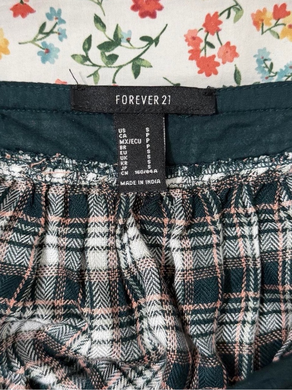 Forever 21 green & White Plaid Spaghetti-Strap Peplum Top - Picture 5 of 5